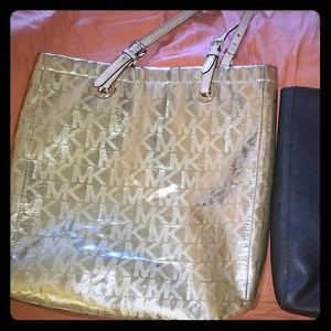 Gold patent leather large purse